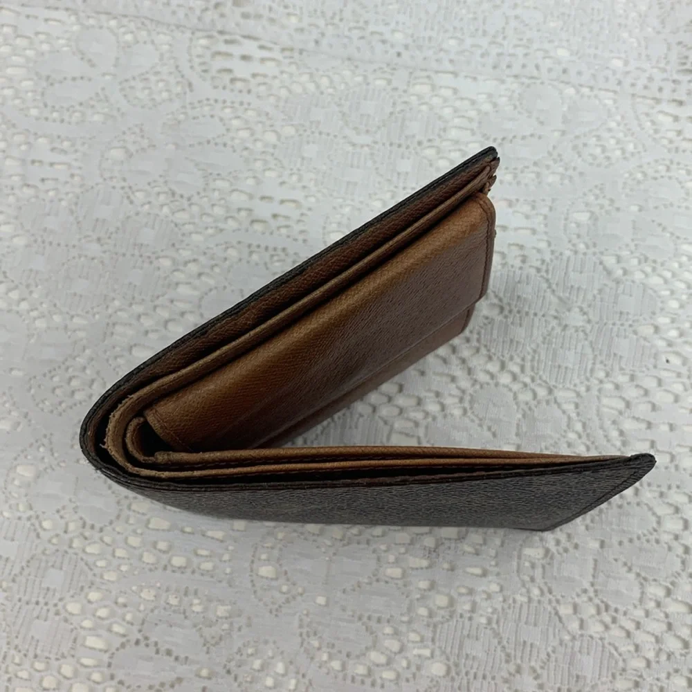 Louis Vuitton Vintage Leather Logo Bifold Wallet Brown Authenticity Certified
